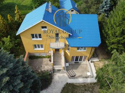 Dom Wolnostojący domek letniskowy, Dys