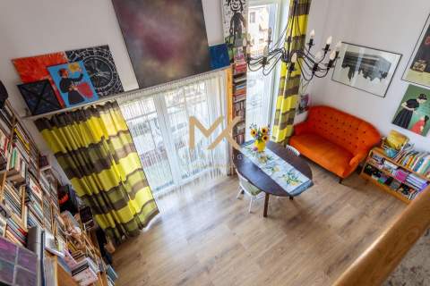 Nietuzinkowy loftowy apartament 54m2 2 antresole 19m2