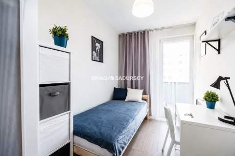 5 pokoi, Prokocim, balkon