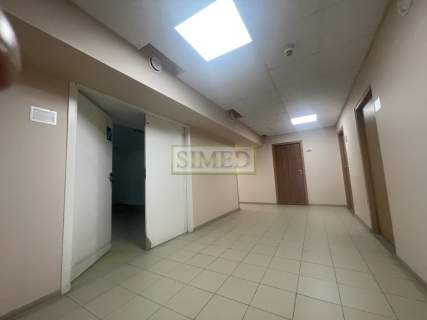 Biuro , 24h , ochrona , parking,rampa,recepcja