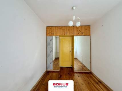 3 pokoje,osobna kuchnia, balkon 5min do tramwaju