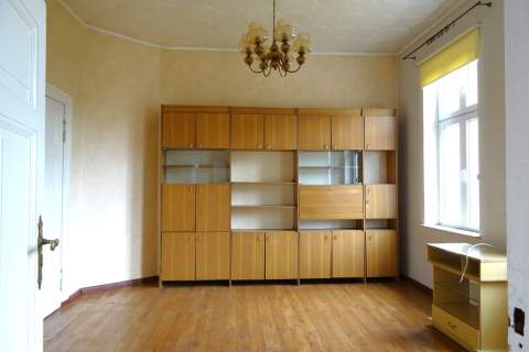 Długoterminowy wynajem z meldunkiem