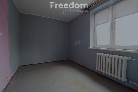 60 m2 2 piętro do remontu
