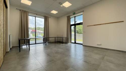 CARPATIA - Lokal 103 m - parter szklana witryna