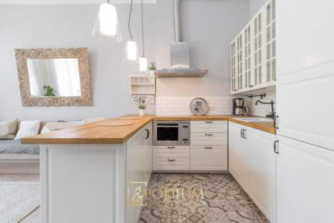 Gustowny apartament / balkon / widok na Sky Tower