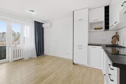 Po remoncie   Duży balkon   Raków   