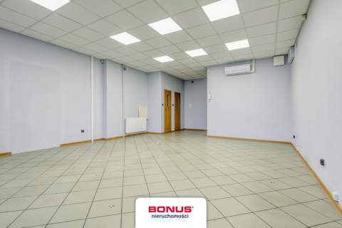 Duży lokal usługowy w ścisłym centrum Legionowa