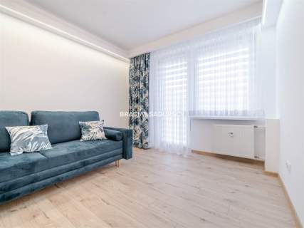 Świeżo wyremontowane 2 pokoje w centrum