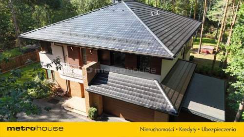 Nowoczesna willa w zieleni - komfort i prywatność 