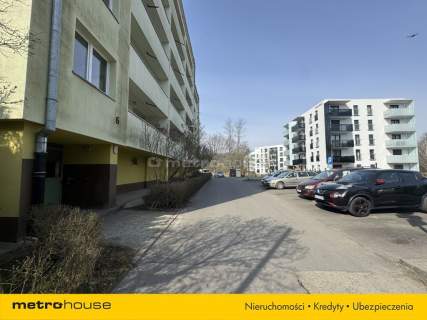 3 pok./ Kuźniki/ duży balkon/ jasne
