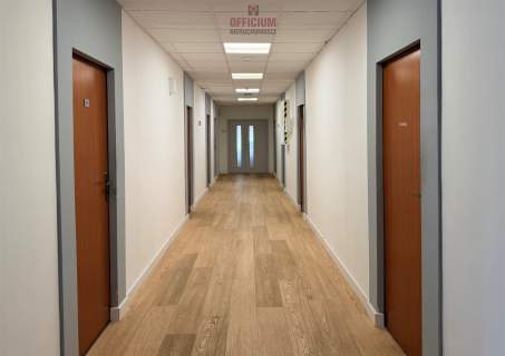 biura - różne pwoeirzchnie od 15 mkw do 300 mkw