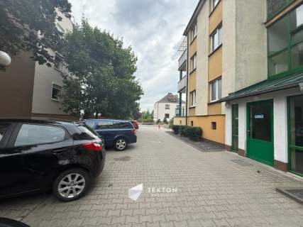 POLANKA 2POK T. ZAMKNIETY PARKING LOKALIZACJA