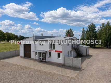 Nieruchomość komercyjna na sprzedaż, 400 m2, Próba