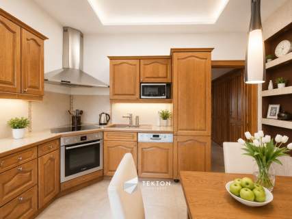 360m2 171m2 na klinikę, dom seniora