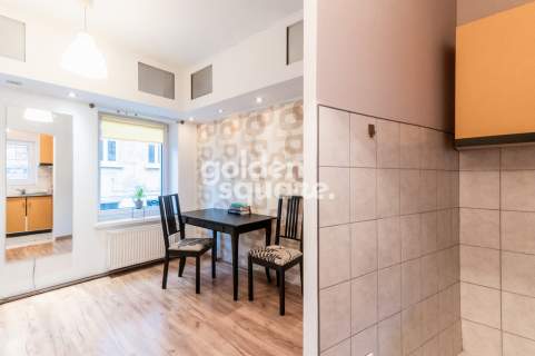 Wygodne mieszkanie w centrum - Wólczańska 137