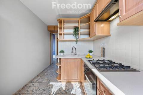 2 pokoje 37,2 m Balkon 2 piwnice Centrum