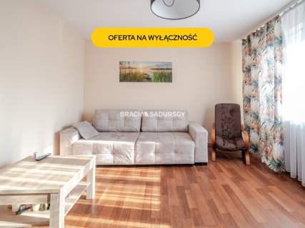 Rząska dom 250 m2 działka 6 arów ocieplony
