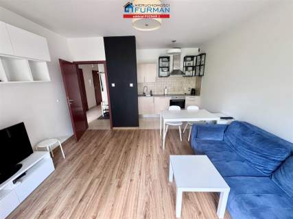 2 pokoje 43,5 m2, budynek z basenem Pelikan,Rataje