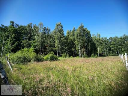 Działka budowlana w cichej okolicy Dłutów 1950m2