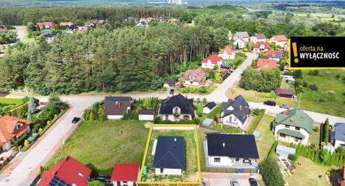 Parterowy dom w Połańcu na kameralnej ulicy