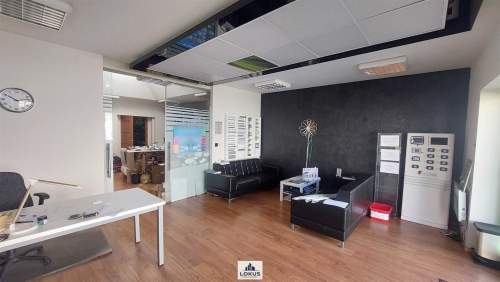 Lokal handlowo-usługowy 100 m2 parter