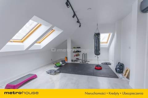 LUKSUSOWY DOM NIEOPODAL CENTRUM SEROCKA