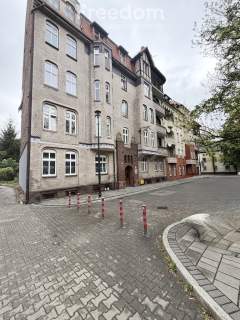 Przestronne i duszą - 83m - Pl. Wolności 3
