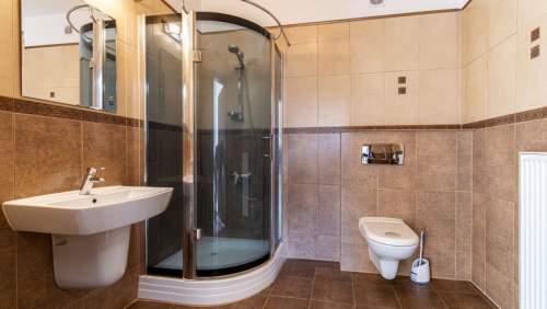 Apartament w nowoczesnej willi blisko morza