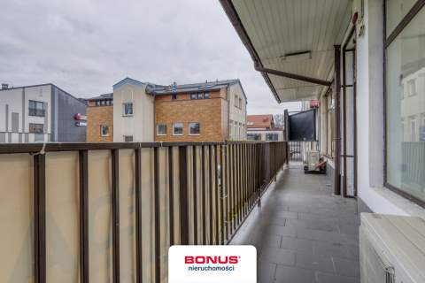 Duży lokal usługowy w ścisłym centrum Legionowa