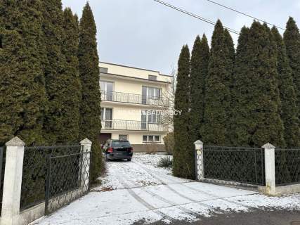 Rząska dom 250 m2 działka 6 arów ocieplony