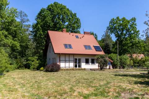 DOM 141m Działka 2726m Garaż Henryków-Urocze