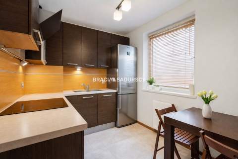 50m2, nowe budownictwo ul. Radzikowskiego