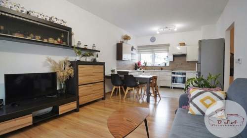 3 pokoje 60,77 m Balkon Miejsce postojowe