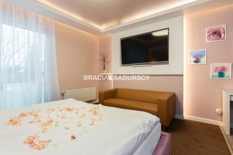 Jacuzzi, 45m2, ogródek Michałowice