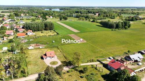 Regiel, duża działka budowlana w spokojnej okolicy