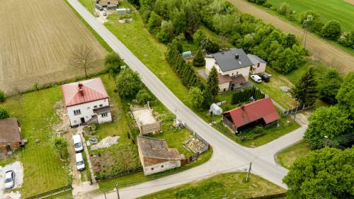 Na sprzedaż niewielka działka w Sieciechowicach