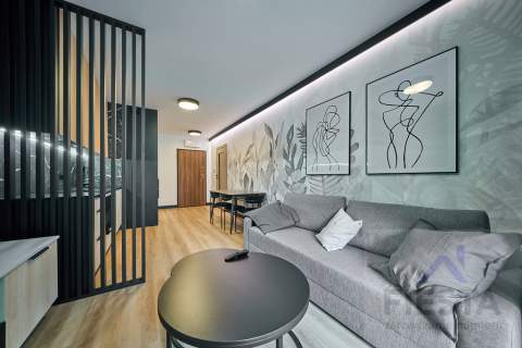Kawalerka w apartamentowcu Rezydencja Ogród Saski