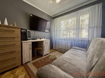 Parter / 2 pokoje / balkon