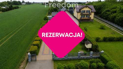 Przestronny dom z dużą działką blisko Lublina