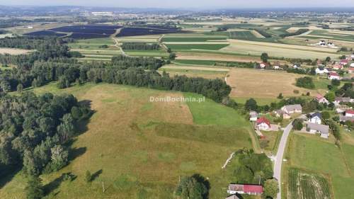 Borek Rzezawa działka 77ar przy drodze media