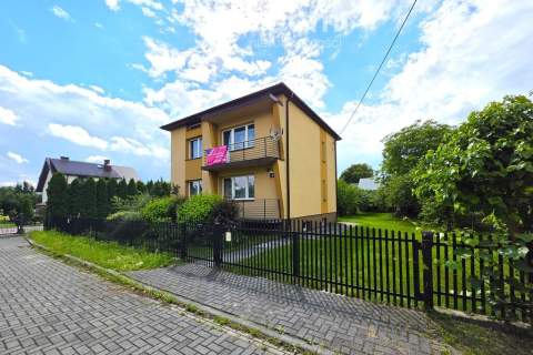 Dom 120 m2, fotowoltaika, garaż, 5 pokoi