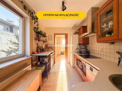 3-pok z garażem, balkon - dla rodziny