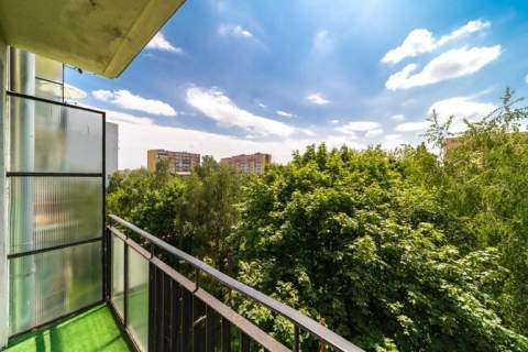 Urzędnicza 10, Bałuty, 2 pokoje z balkonem