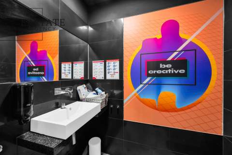 Nowoczesne Biuro i Studio Filmowe