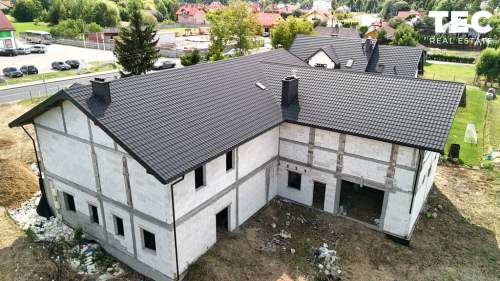 Lokal usługowy 776 m przy drodze 881 Sonina