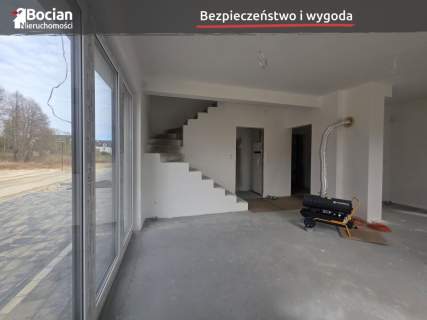 Nowoczesny bliźniak w wysokim standardzie 