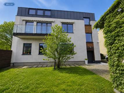 3-lokale 306 m 2 mieszkania biuro garaż