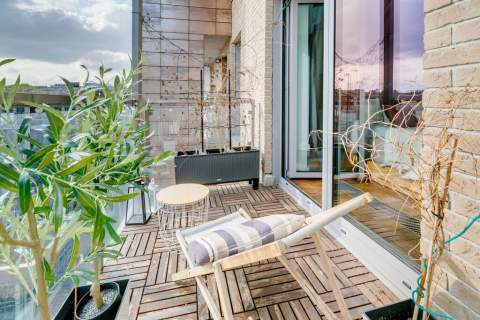 Qbik, Apartament 2-piętrowy z antresolą i widokiem