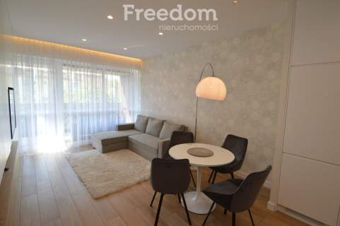 Apartament 2pok. w Apartamentowcu Oleander House