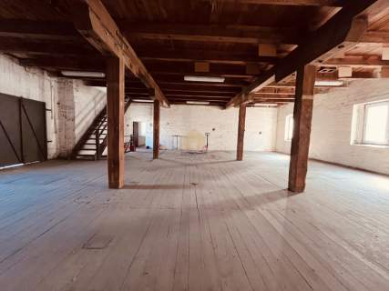 Dawny zakład produkcyjny/Trzebnica/600m2 lokal/800